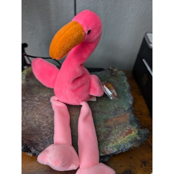 Pinky the Flamingo – TY Beanie Baby – MWMT – 1995 – Retired - Picture 1 of 3